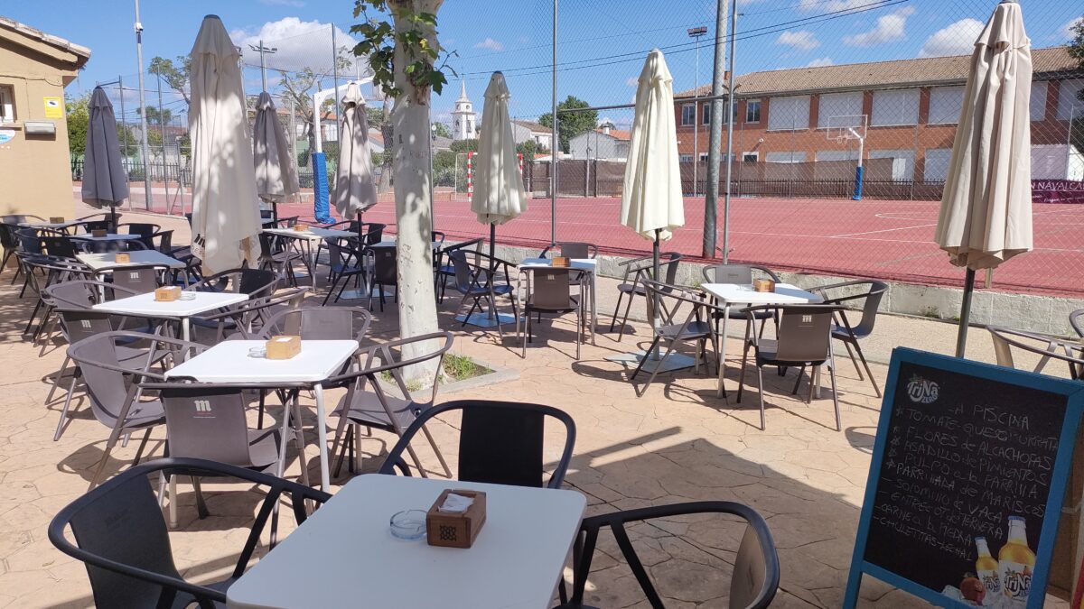 restaurante con terraza en Navalcarnero